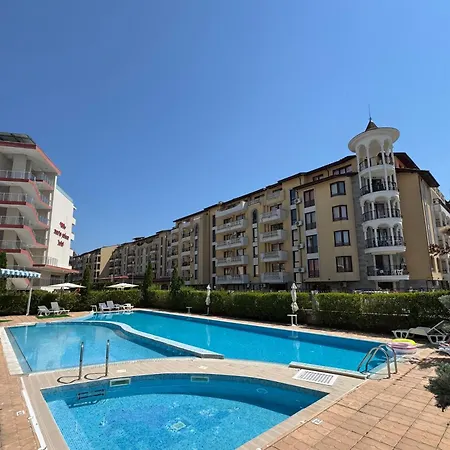 Sunny House 203 One Bedroom Apartament